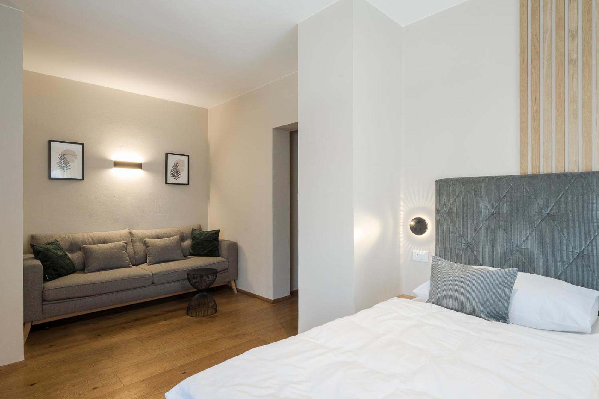 Boutique Hotel Wiesenhof - Adults Only Lana Bagian luar foto