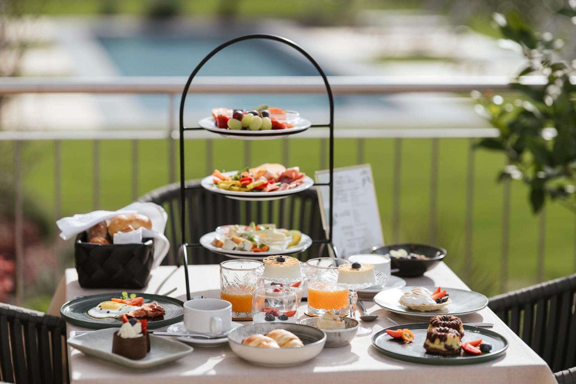 Boutique Hotel Wiesenhof - Adults Only Lana Bagian luar foto